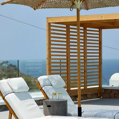 Nuvia Suites Szálloda