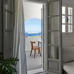 Hotel Nuvia 4*