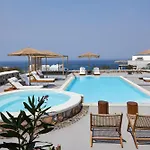 Hotel Nuvia 4*