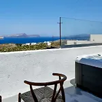 Nuvia Hotel 4*