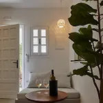 Nuvia Hotel Akrotírion