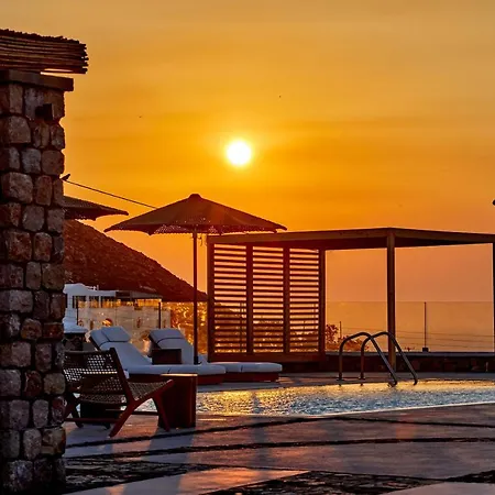 Nuvia Suites 호텔 Akrotírion