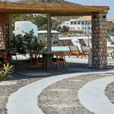 Nuvia 4*
