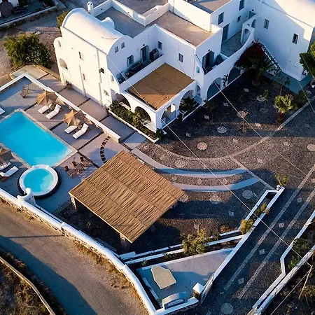 Nuvia 4*