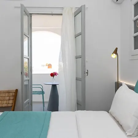Symmetry Hotel 4*