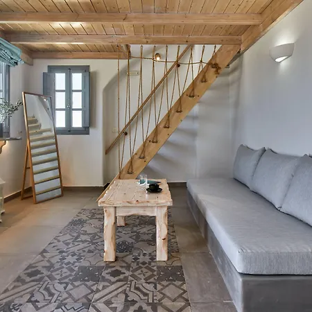 Nuvia Suites 4* Akrotírion