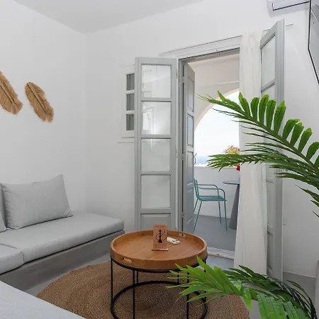 Nuvia 4* Akrotírion