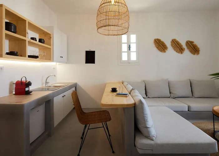 Nuvia Akrotiri (Santorini)