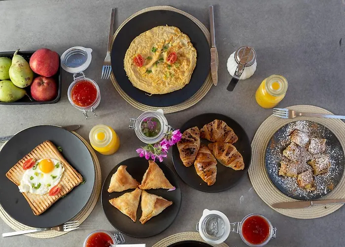 Nuvia Akrotiri (Santorini)