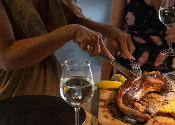 ホテル Nuvia Akrotírion